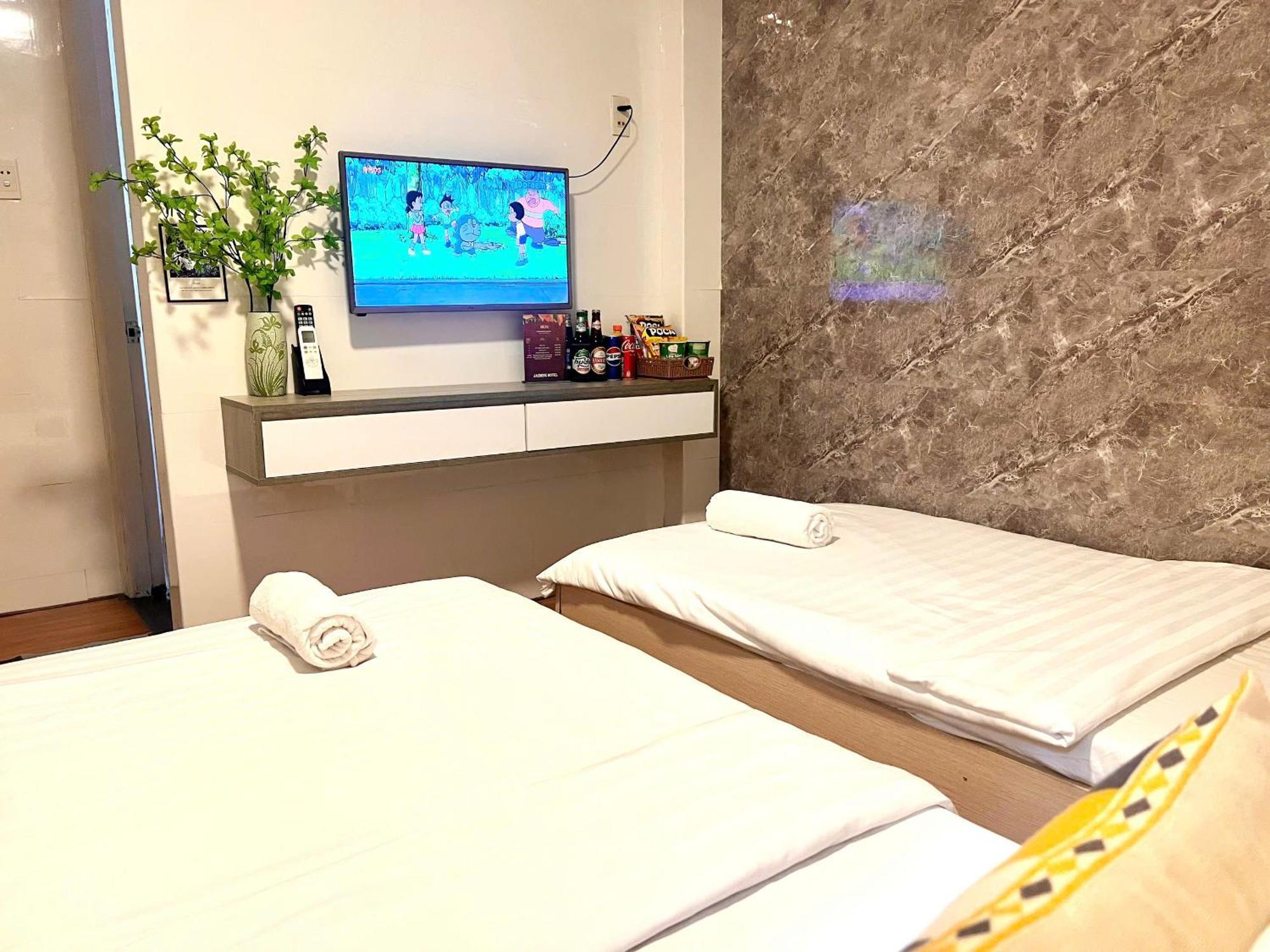 Jasmine Hotel - Pham Ngu Lao Q1 - By Bay Luxury ホーチミン市 エクステリア 写真